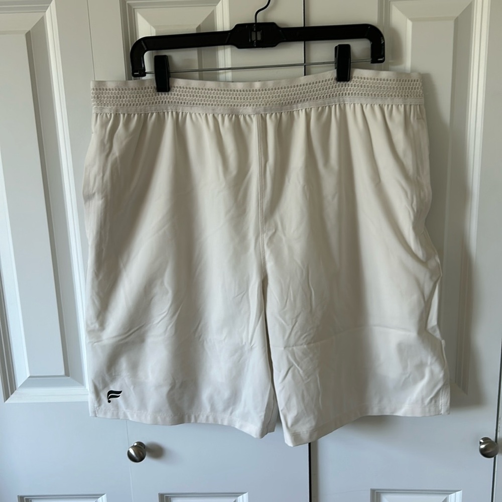 NWOT Fabletics The Fundamental Short (Lined)